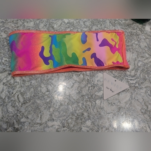 NWT Dippin' Daisy's Camo Encore Swim Top - Picture 1 of 5